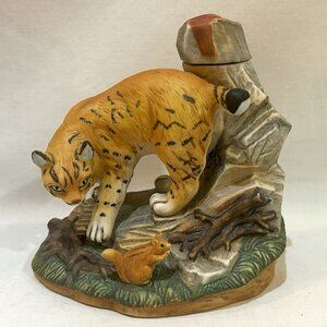 Ski Country Bobcat & Chipmunk Kentucky Bourbon Whiskey Decanter Empty VTG 1980s
